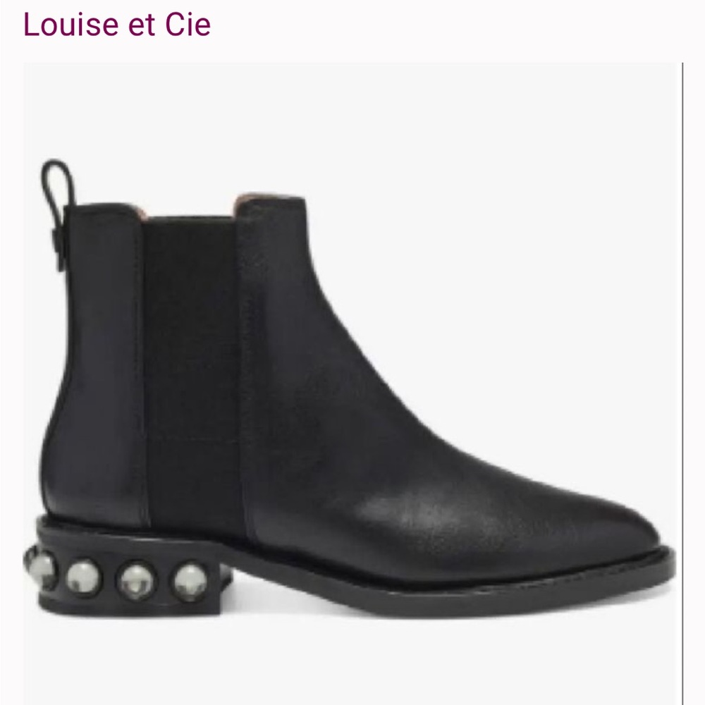 Louise Et Cie Venda
Embellished Heel
Chelsea Boot Black
Size 7. S198 boots